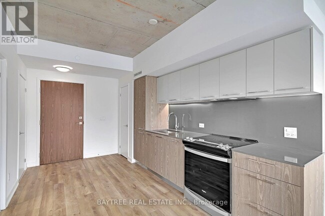 Building Photo - 45 Baseball Pl