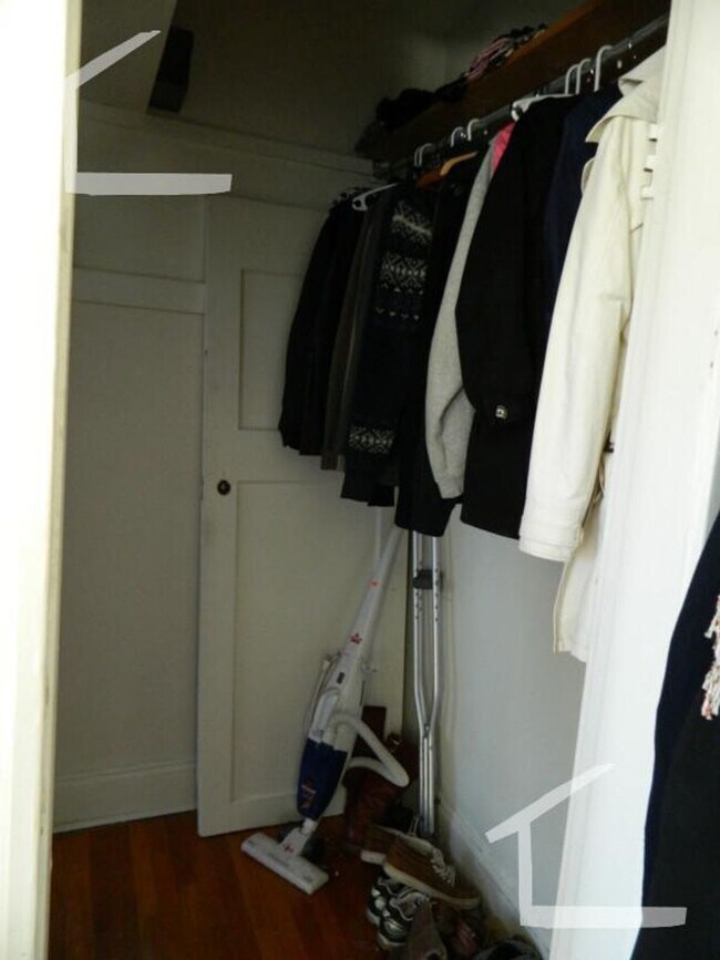 Foto del edificio - Great 1 bedroom Available NOW! (Fenway)