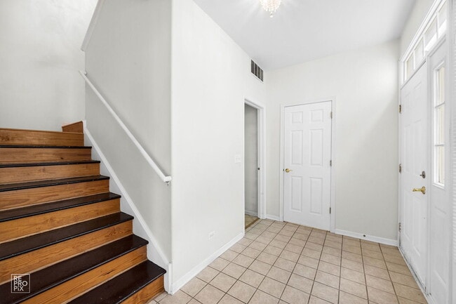 Building Photo - 1475 Remington Ln