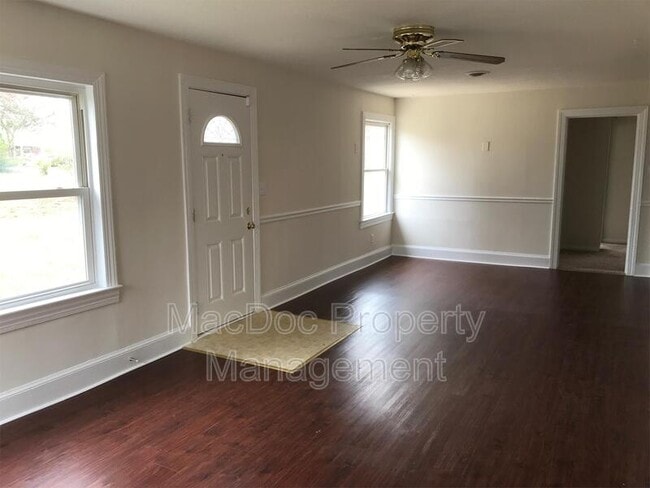 Foto del edificio - 217 Hillcrest Dr