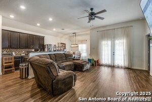 Building Photo - 6122 Underwood Way