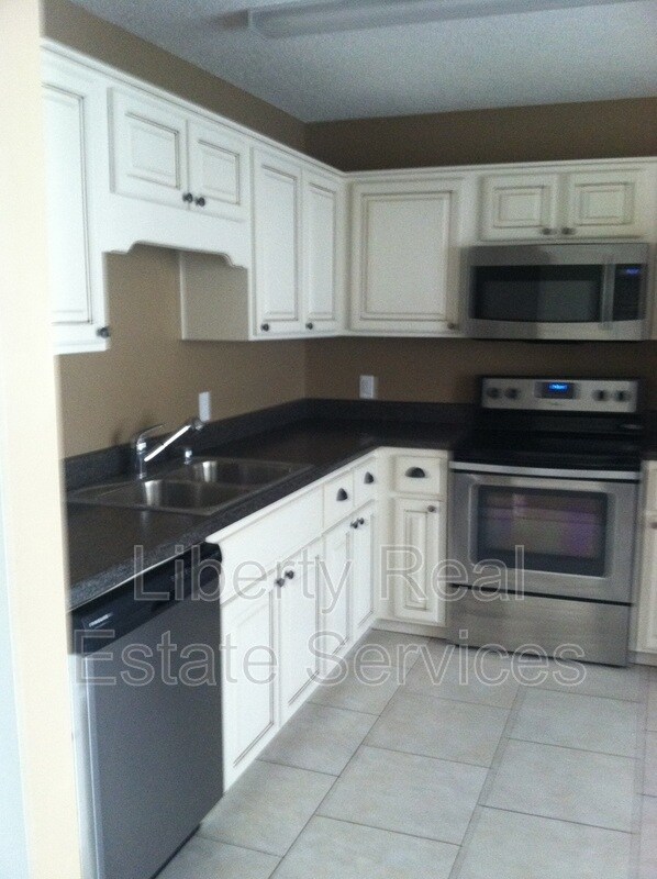 Building Photo - 762 Jeanette Cir