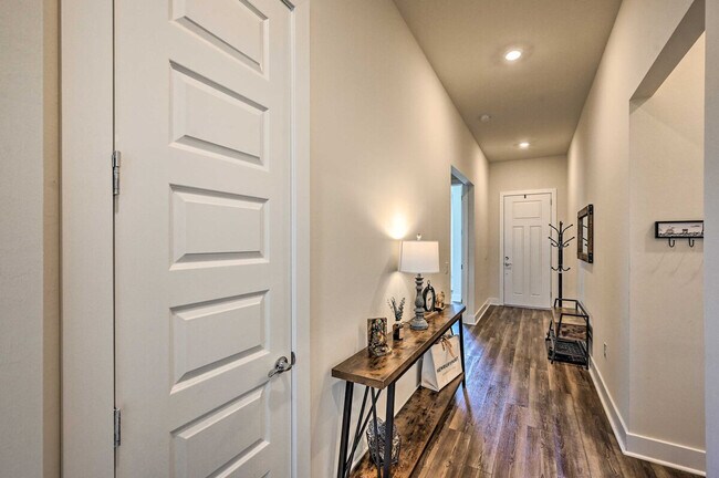 Building Photo - 4293 Reverence Pl