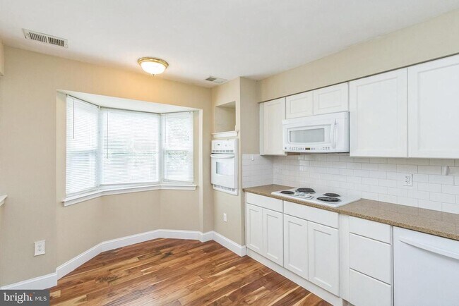 Foto del edificio - 7946 Brighton Way