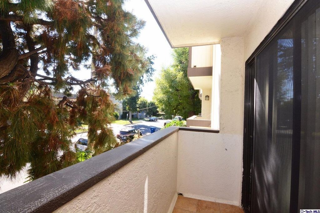 5255 Bellingham Ave Unit 102, Valley Village, CA 91607 Apartment for