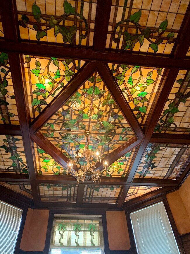 Dining Room Ceiling - 1228 W Farwell Ave