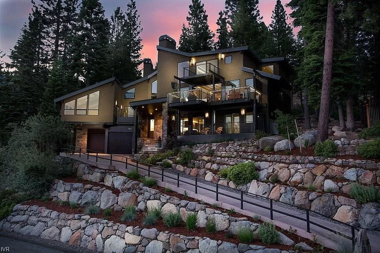 Foto principal - Endless Views of Tahoe