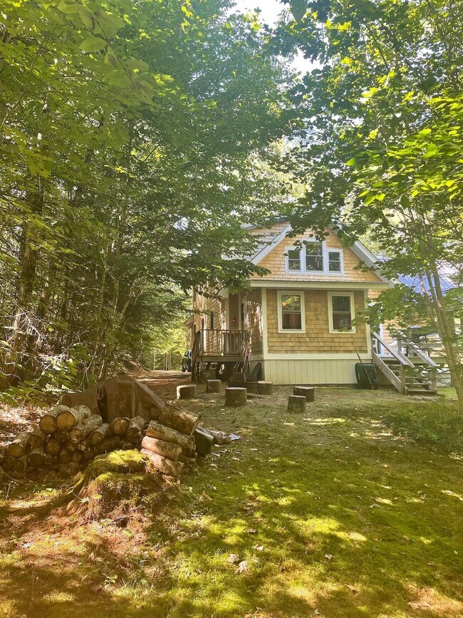Building Photo - 50 Partridge Knoll Rd