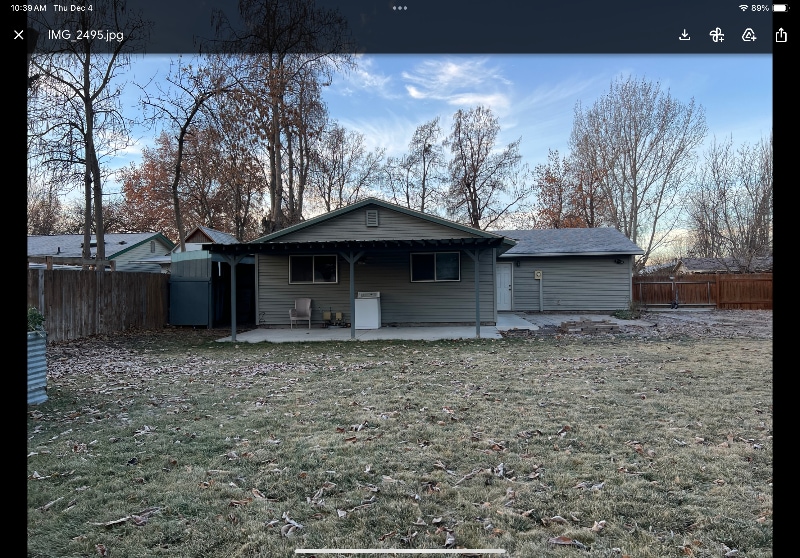 Building Photo - 826 W Kinghorn Dr