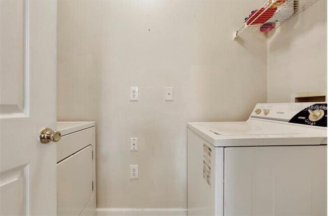 Building Photo - 18123 Bridle Bit Ln