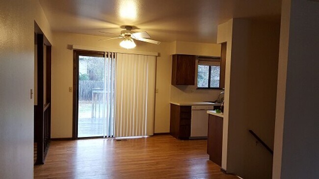 Building Photo - Room to Grow! 4-Bedroom Fort Collins Home with Finished Basement