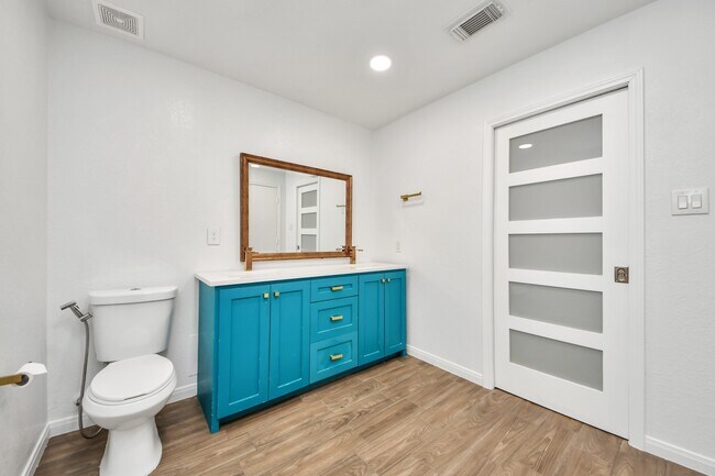 Foto del edificio - 3815 Pebble Garden Ln