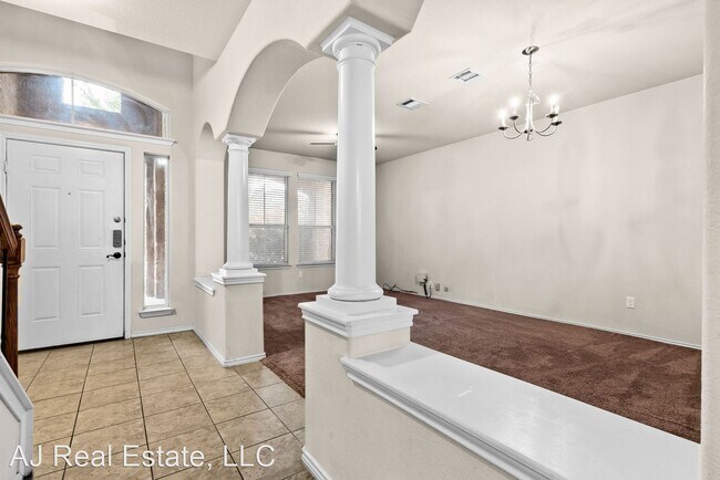 Building Photo - 4 br, 2.5 bath House - 3203 Cricklewood Drive