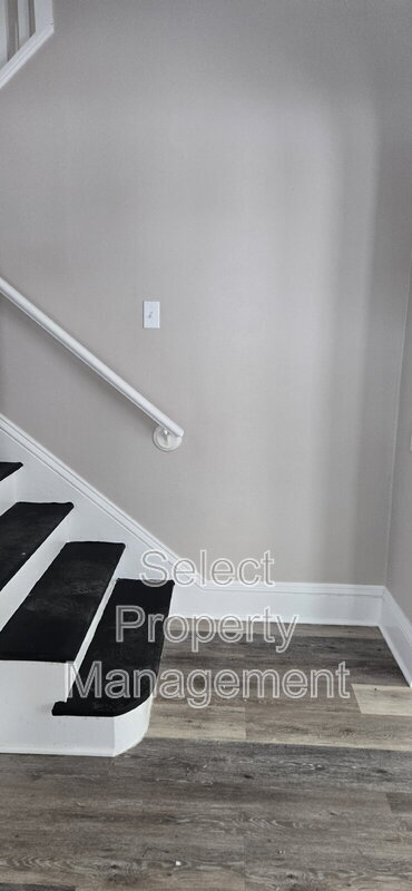 Foto del edificio - 724 Kinnaird Ave