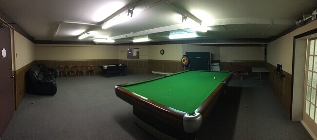 Photo du bâtiment - The Meridian Apartments