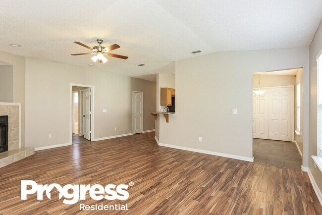 Building Photo - 10932 Acorn Park Dr E
