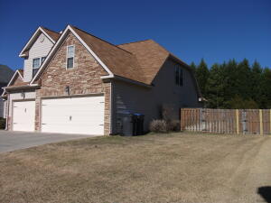 Building Photo - 4148 Elders Dr