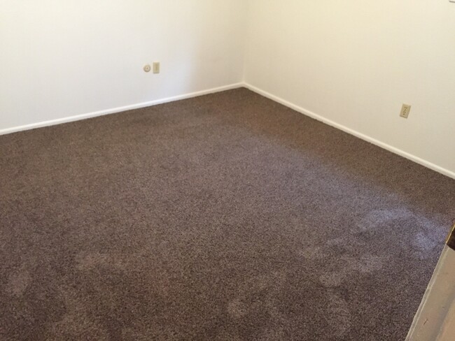 Foto del edificio - Meadow Lane Condo, South Ogden