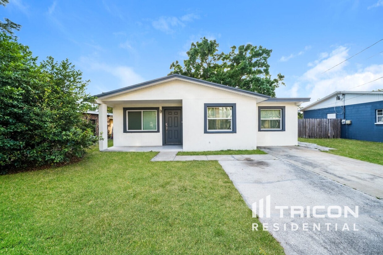 Foto principal - 1610 N Lois Ave