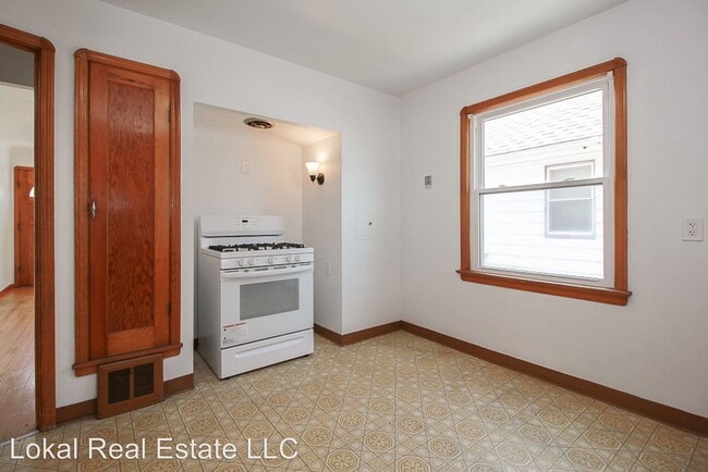 Building Photo - 2 br, 1 bath House - 6208 Northcliff Ave.