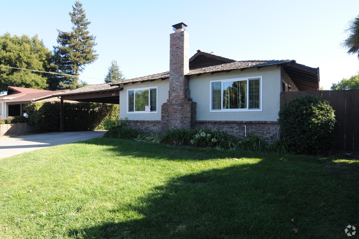 Building Photo - 117 A&B Kittoe Dr