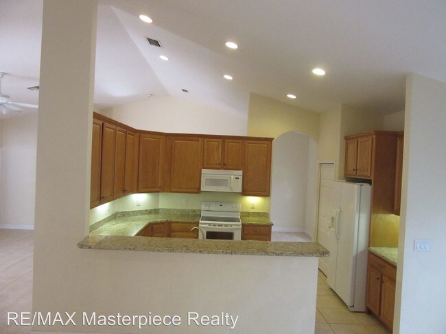 Building Photo - 4 br, 3 bath House - 3301 SW MARTIN ST