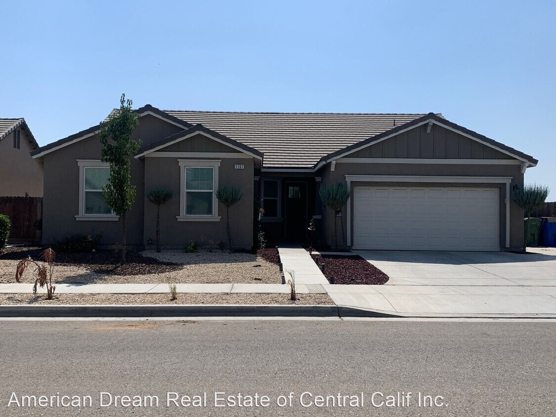 4 br, 2 bath House 1107 Caddie Loop House Rental in Lemoore, CA