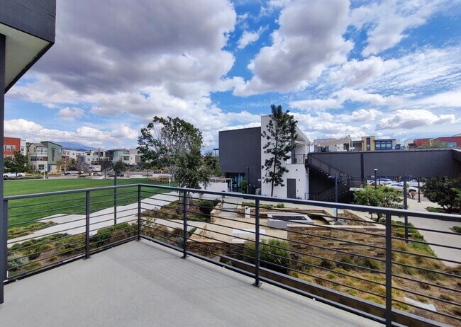 Foto del edificio - 371 Novel