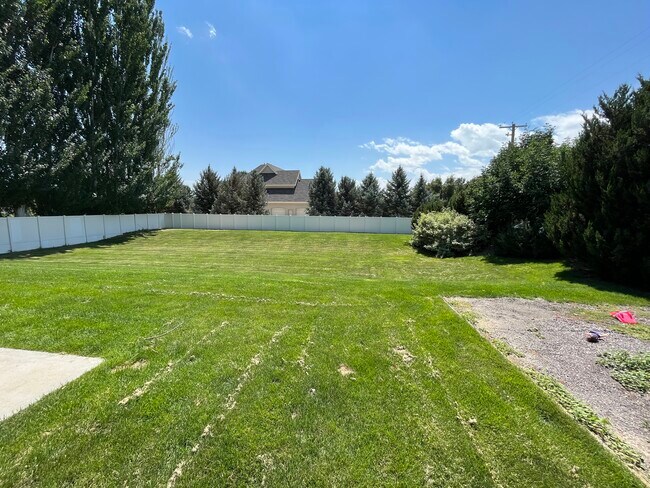 Foto del edificio - 1259 W 2310 N