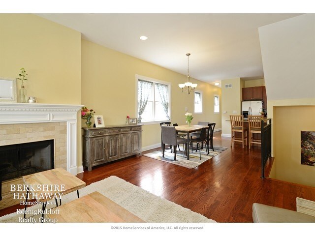 Foto del edificio - 3040 N Sheffield Ave