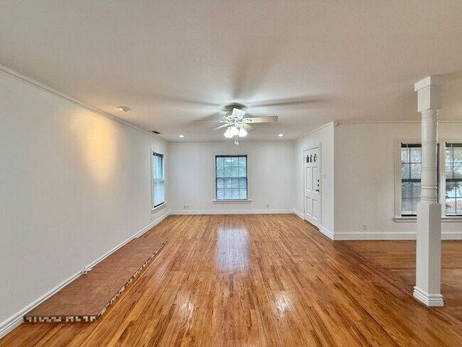 Foto del edificio - Tour Today! 3 Bed 2 Bath in Tyler!