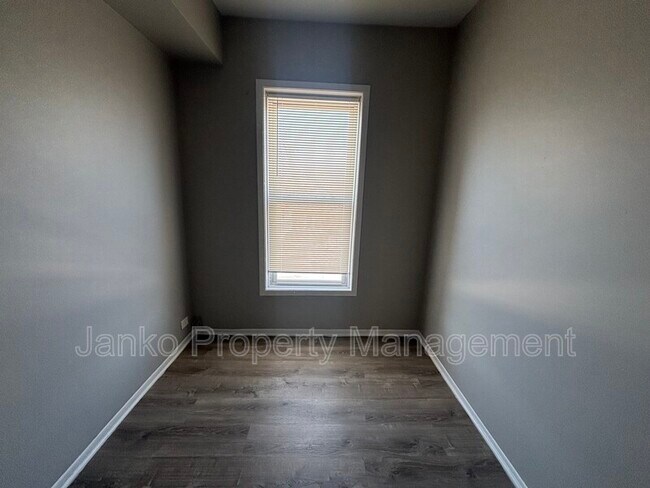 Foto del edificio - 7249 S Ridgeland Ave