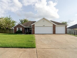 Building Photo - 3405 SW Picasso Blvd