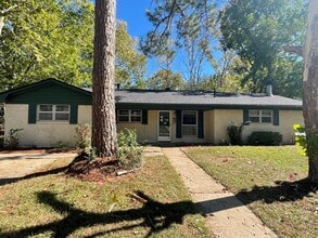 Building Photo - 9357 Savanna Dr