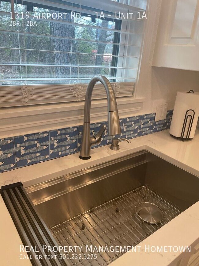 Foto del edificio - Beautiful 2 bed/ 2 bath Condo on Lake Hami...