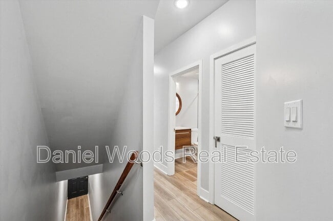 Building Photo - 1149 S 52nd St