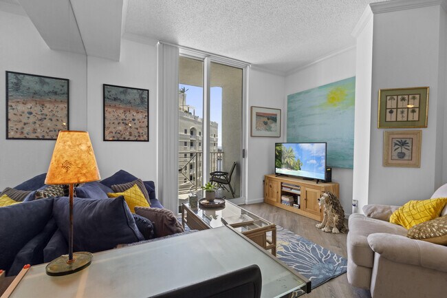 Foto del edificio - 255 Evernia St