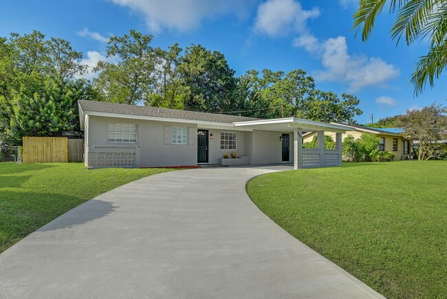 4442 Brooke St - House Rental in Orlando, FL | Apartments.com