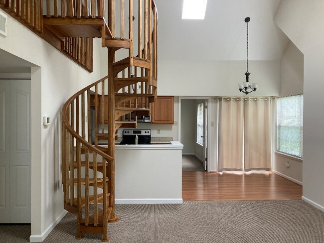 Foto del edificio - 616 Foxcroft Cir