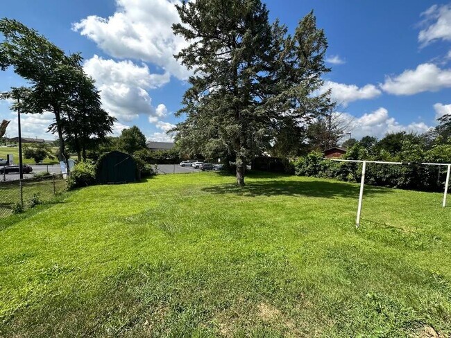 Foto del edificio - 405 Bond St