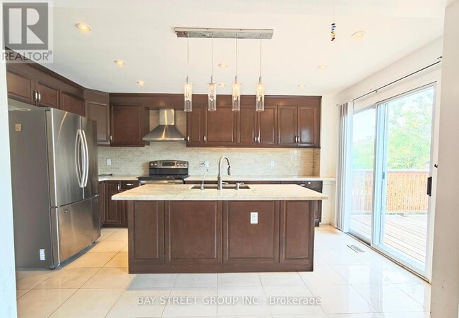 Building Photo - 5251 Astwell Ave