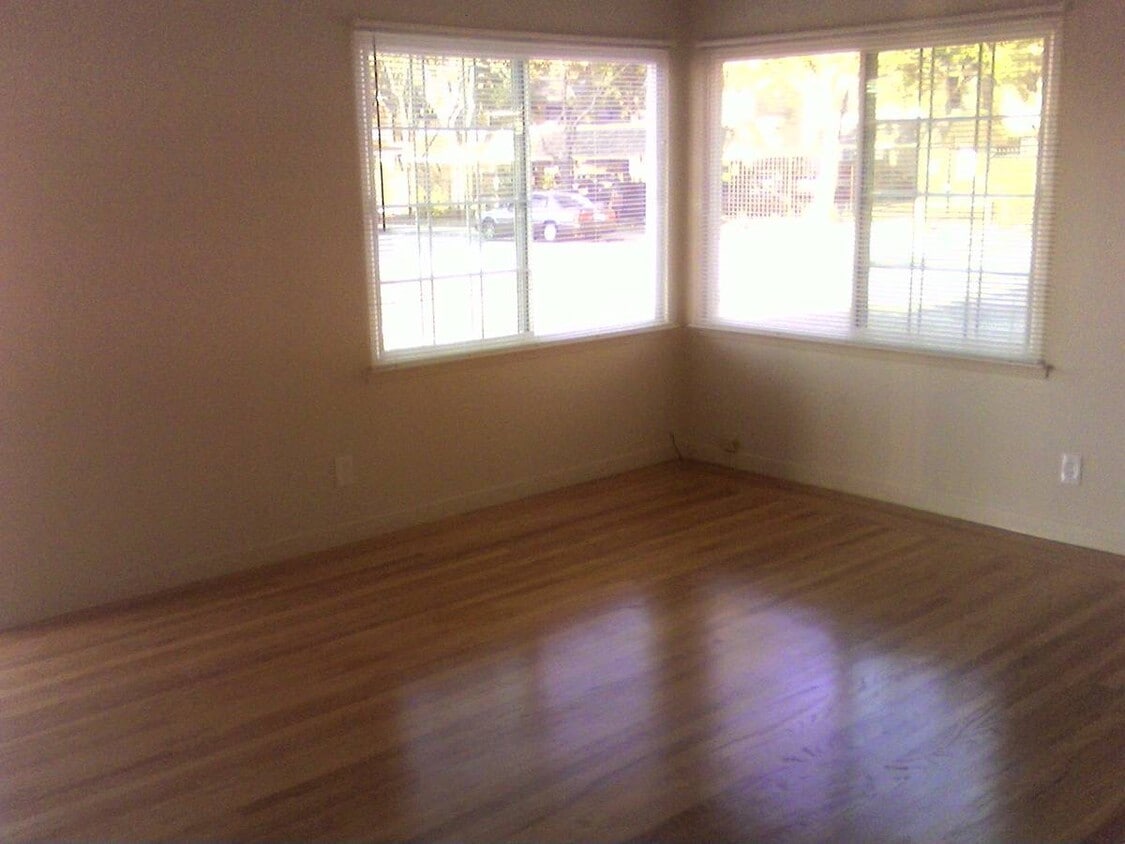 1195 Santa Ana St Unit Duplex, San Lorenzo, CA 94580 Apartments in