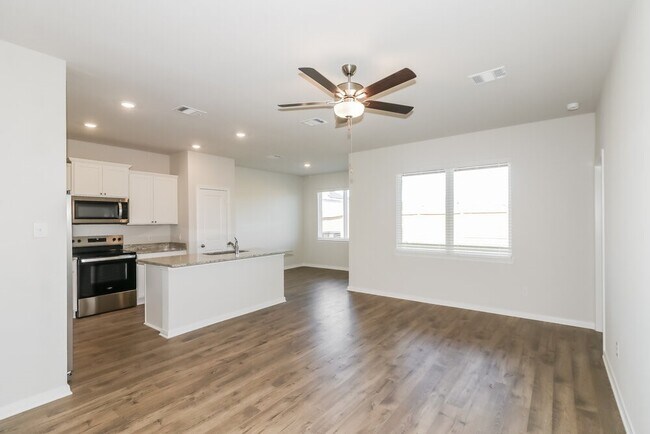 Foto del edificio - 7534 Tipton Meadow Way