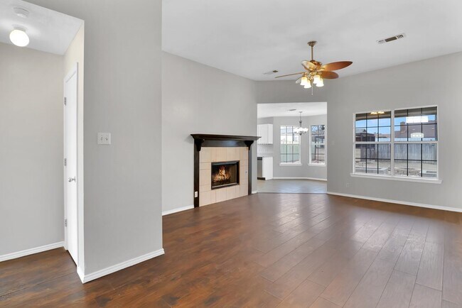 Foto del edificio - 8633 Yale Ave