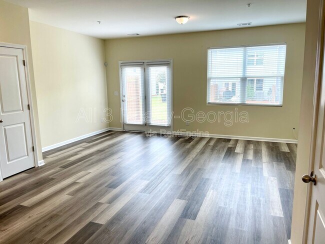 Foto del edificio - 11971 Fuller St