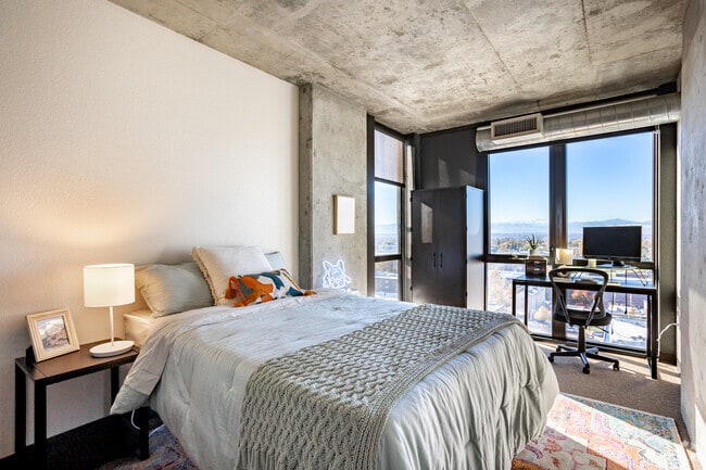 Telluride - Bedroom One - Vista Apartments