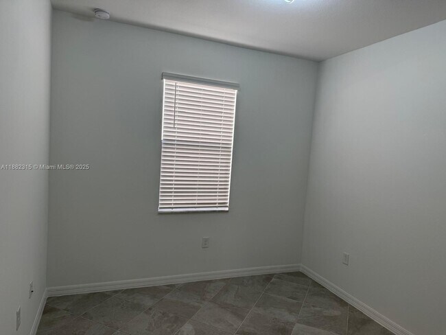 Building Photo - 14996 Palamos Cir