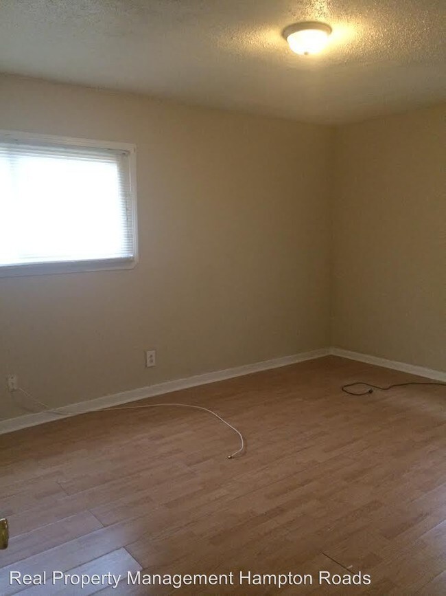 Foto del edificio - 3600 Newport Ave