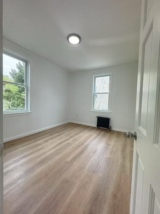 Foto del edificio - 8617 88th Ave