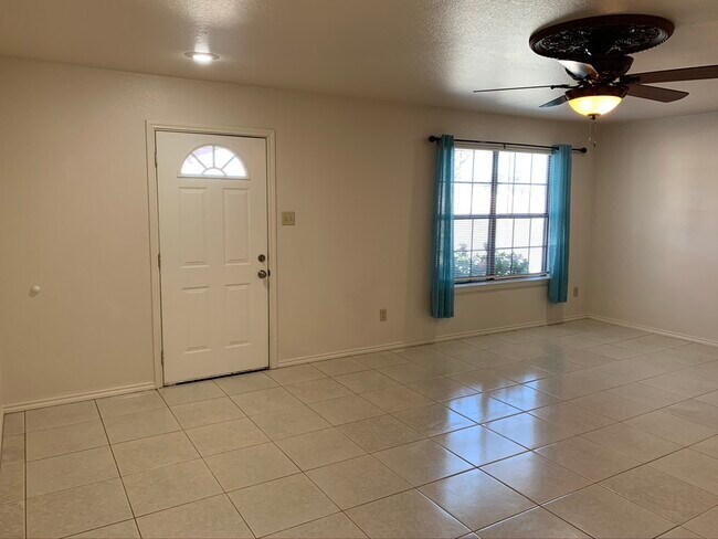 Building Photo - 100 Ramon Cardenas Dr